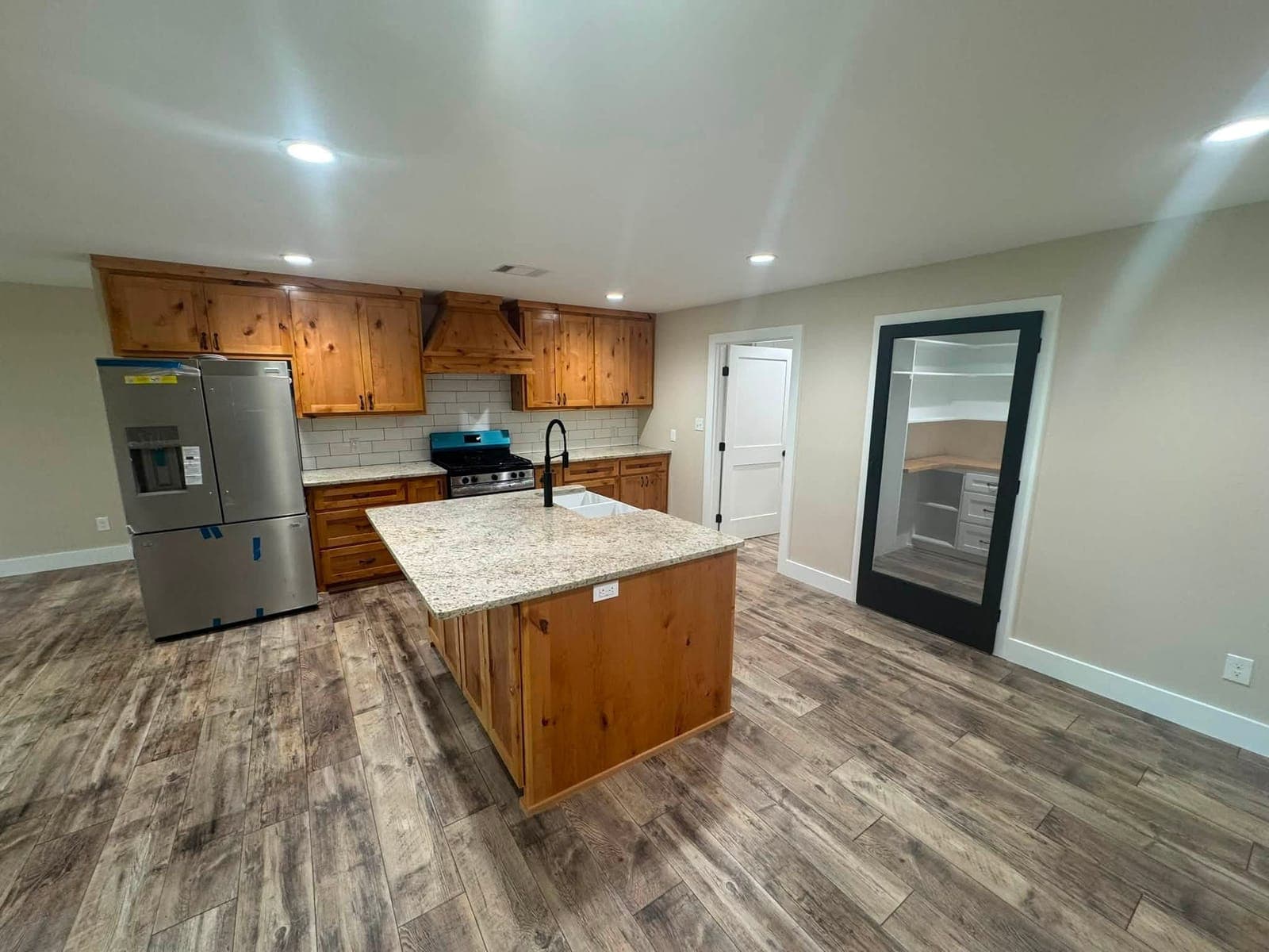 Custom Home Kitchen — Kitchen project by Bradshaw Beaver Construction in Texoma Area, TX